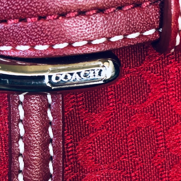 Coach Handbag NWOT’s - Picture 3 of 8